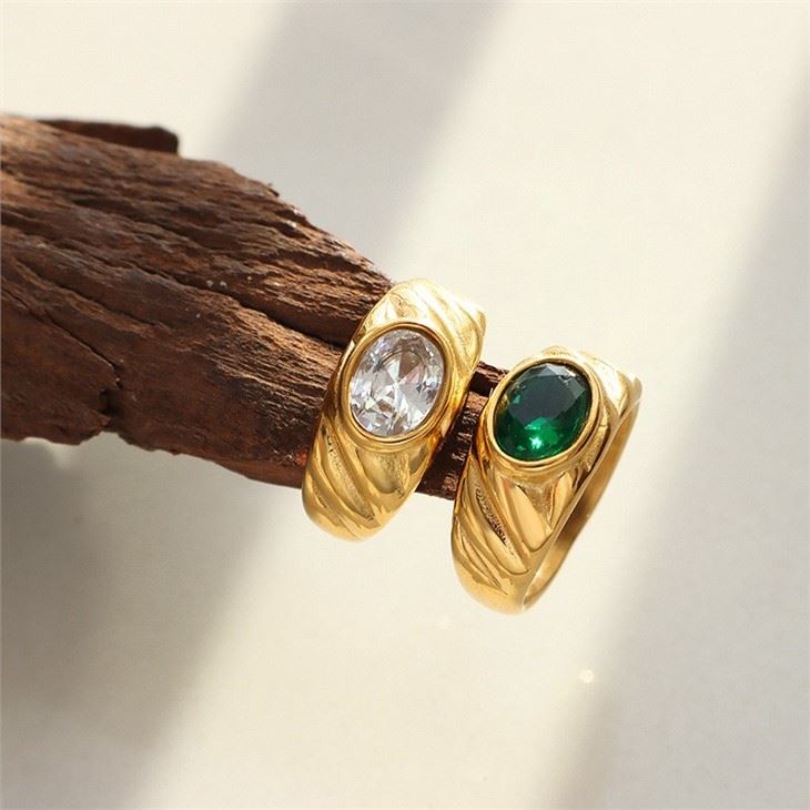 oval gemstone ring