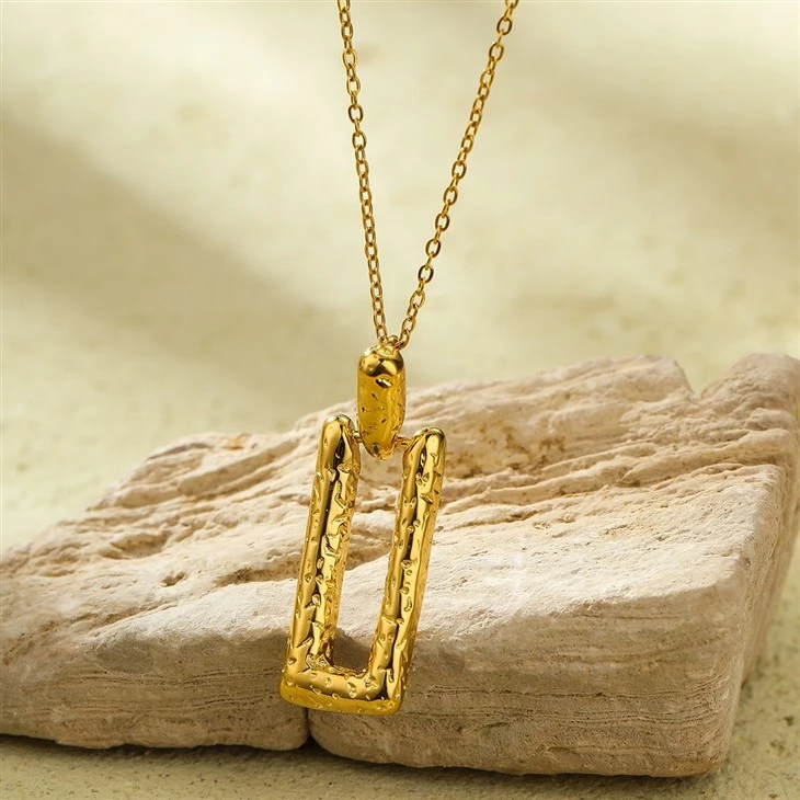 Hammered Rectangle Pendant Necklace